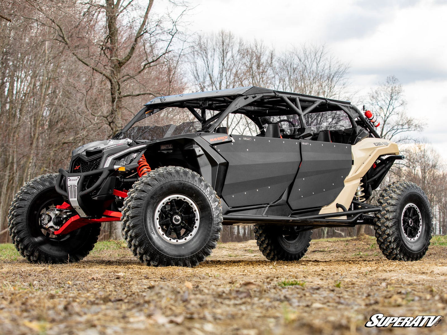 https://media.superatv.com/media/catalog/product/c/a/can-am_maverick_x3_max_full_aluminum_doors_03_1_1.jpg