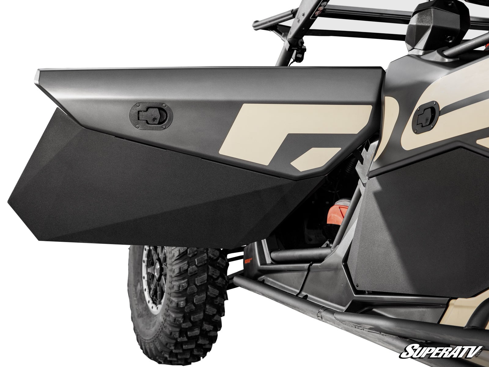 https://media.superatv.com/media/catalog/product/c/a/can-am_x3_external_door_handle_kit_3.jpg?optimize=high&fit=bounds&height=&width=3840&quality=85&auto=webp&format=pjpg