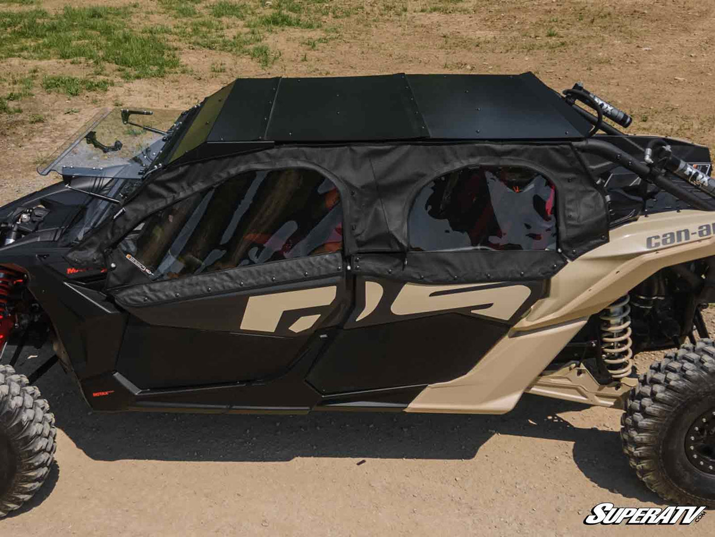 https://media.superatv.com/media/catalog/product/c/a/can-am_x3_xrs_max_aluminum_roof_4_1.jpg?optimize=high&fit=bounds&height=&width=3840&quality=85&auto=webp&format=pjpg