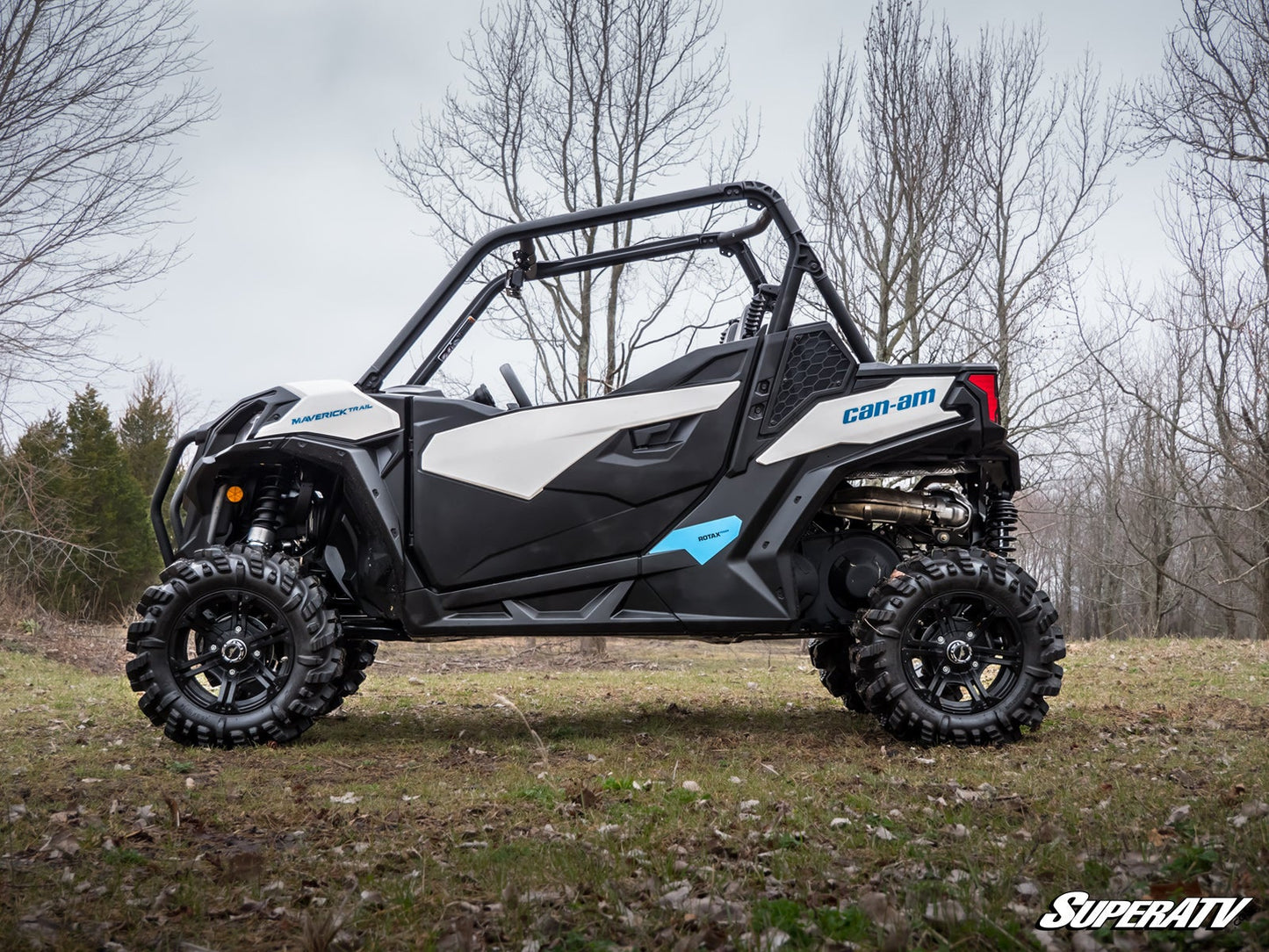 https://media.superatv.com/media/catalog/product/c/a/can_am_trail_lift_kit_web_4.jpg?optimize=high&fit=bounds&height=&width=3840&quality=85&auto=webp&format=pjpg