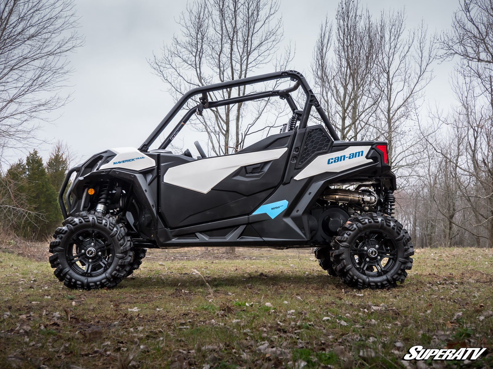 https://media.superatv.com/media/catalog/product/c/a/can_am_trail_lift_kit_web_4.jpg?optimize=high&fit=bounds&height=&width=3840&quality=85&auto=webp&format=pjpg