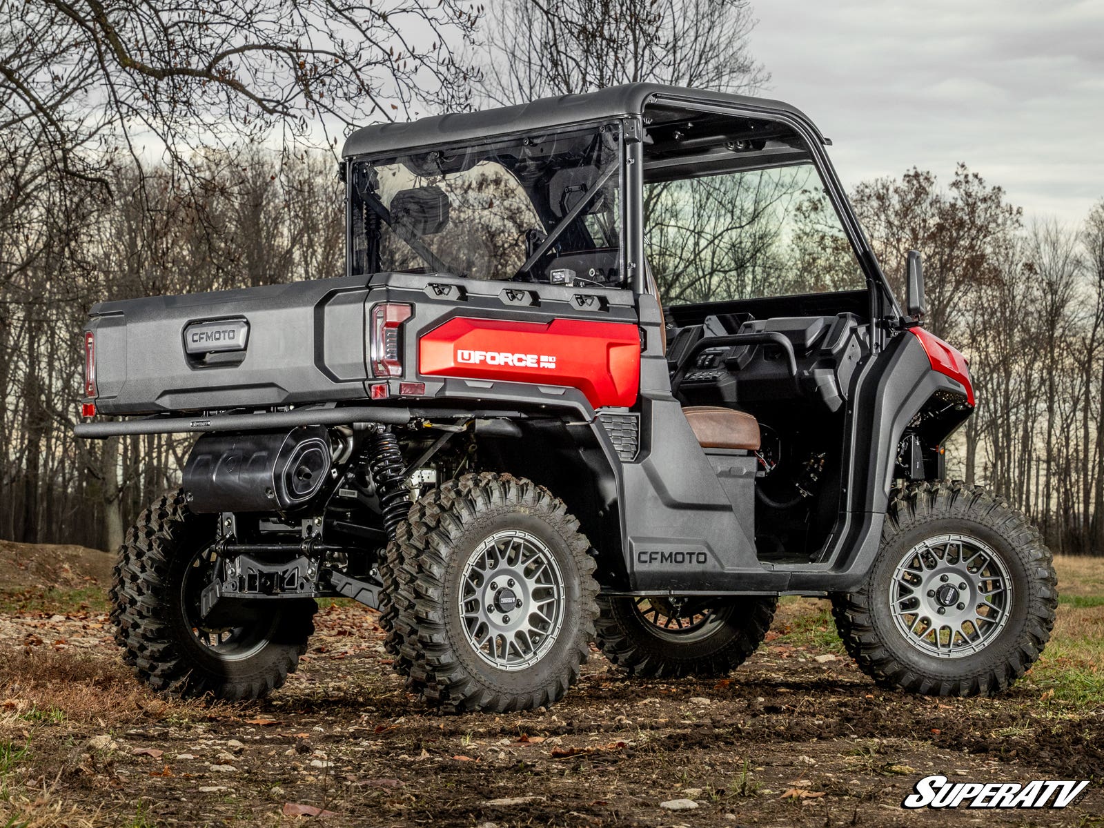 https://media.superatv.com/media/catalog/product/c/f/cf-moto-u10-tube-rear-bumper_03a.jpg