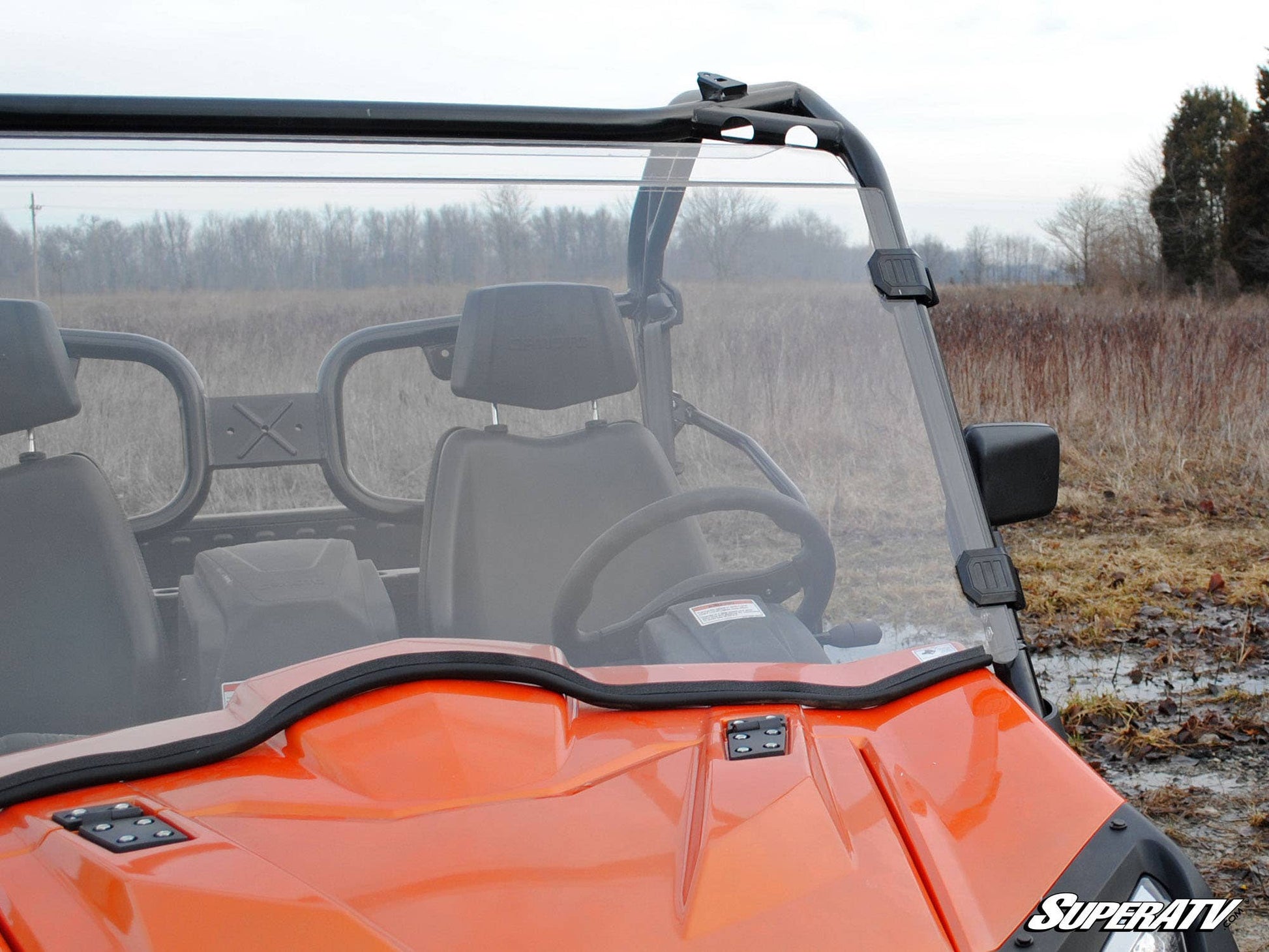 https://media.superatv.com/media/catalog/product/c/f/cfmoto-uforce-800-scratch-resistant-full-windshield-04.jpg