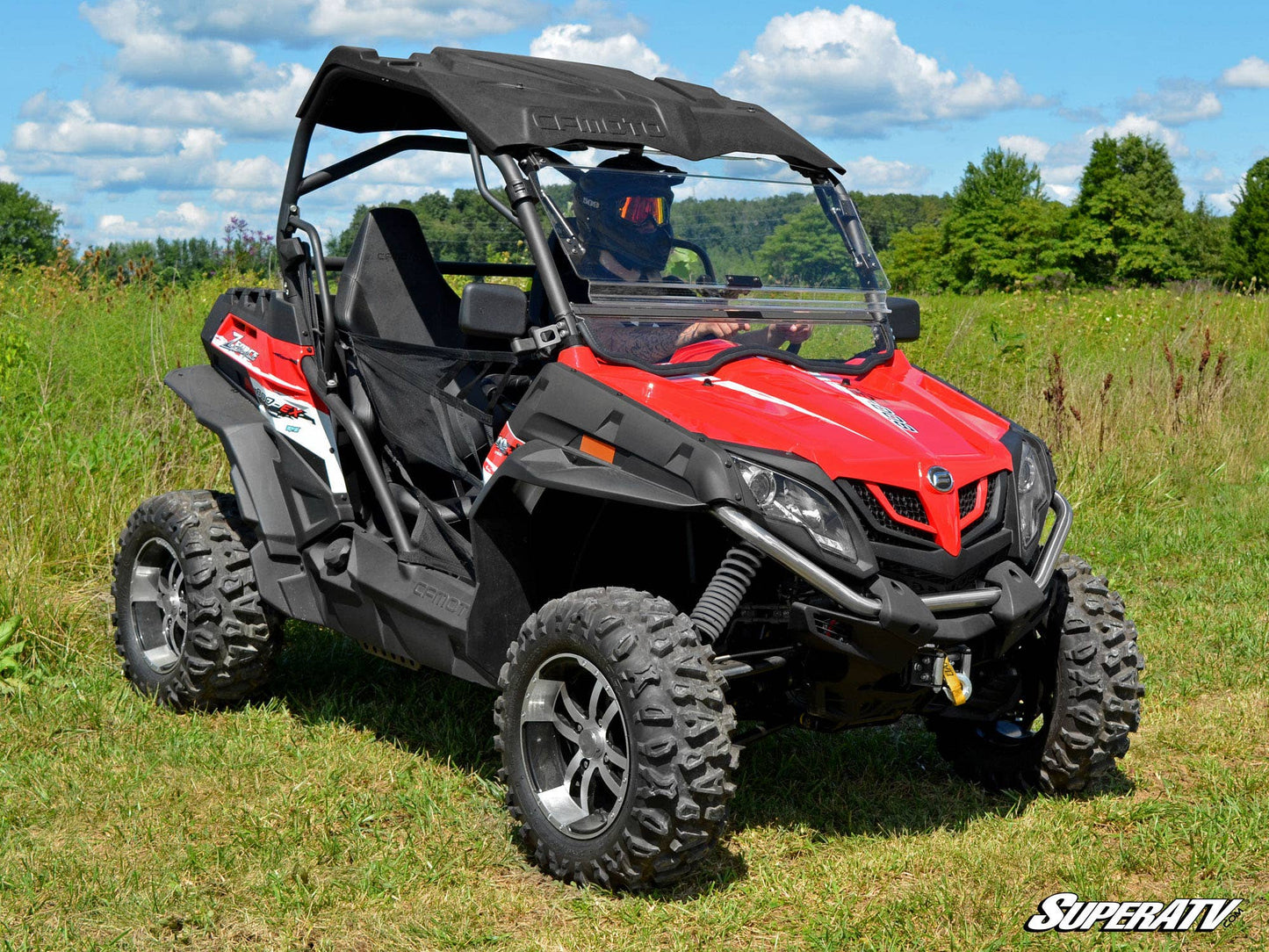 https://media.superatv.com/media/catalog/product/c/f/cfmoto-zforce-800ex-scratch-resistant-flip-windshield-03.jpg