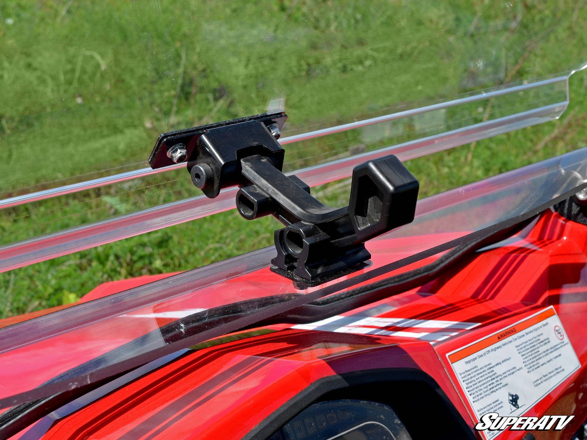 https://media.superatv.com/media/catalog/product/c/f/cfmoto-zforce-800ex-scratch-resistant-flip-windshield-05.jpg