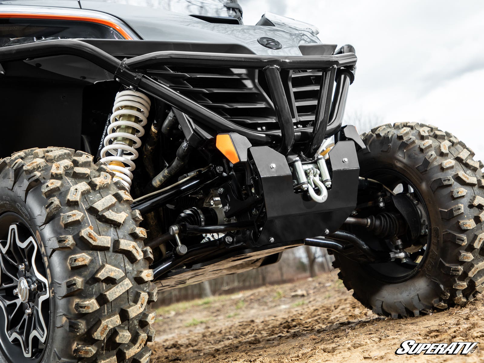 https://media.superatv.com/media/catalog/product/c/f/cfmoto-zforce-950-front-bumper-gaurd_09.jpg