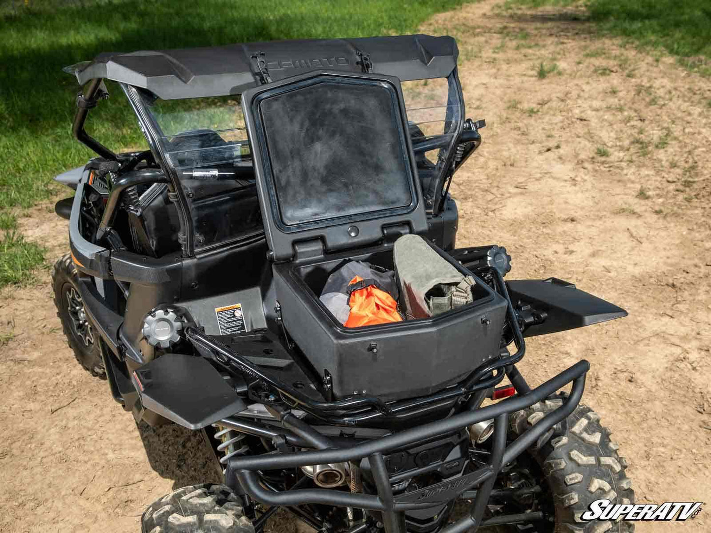 https://media.superatv.com/media/catalog/product/c/f/cfmoto-zforce-950-rear-cargo-box_7.jpg