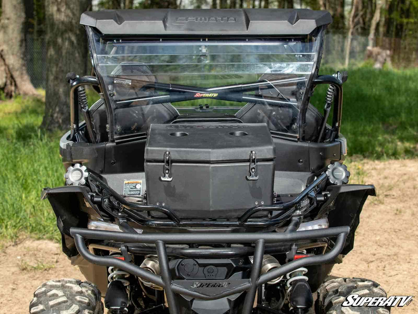 https://media.superatv.com/media/catalog/product/c/f/cfmoto-zforce-950-rear-cargo-box_8.jpg