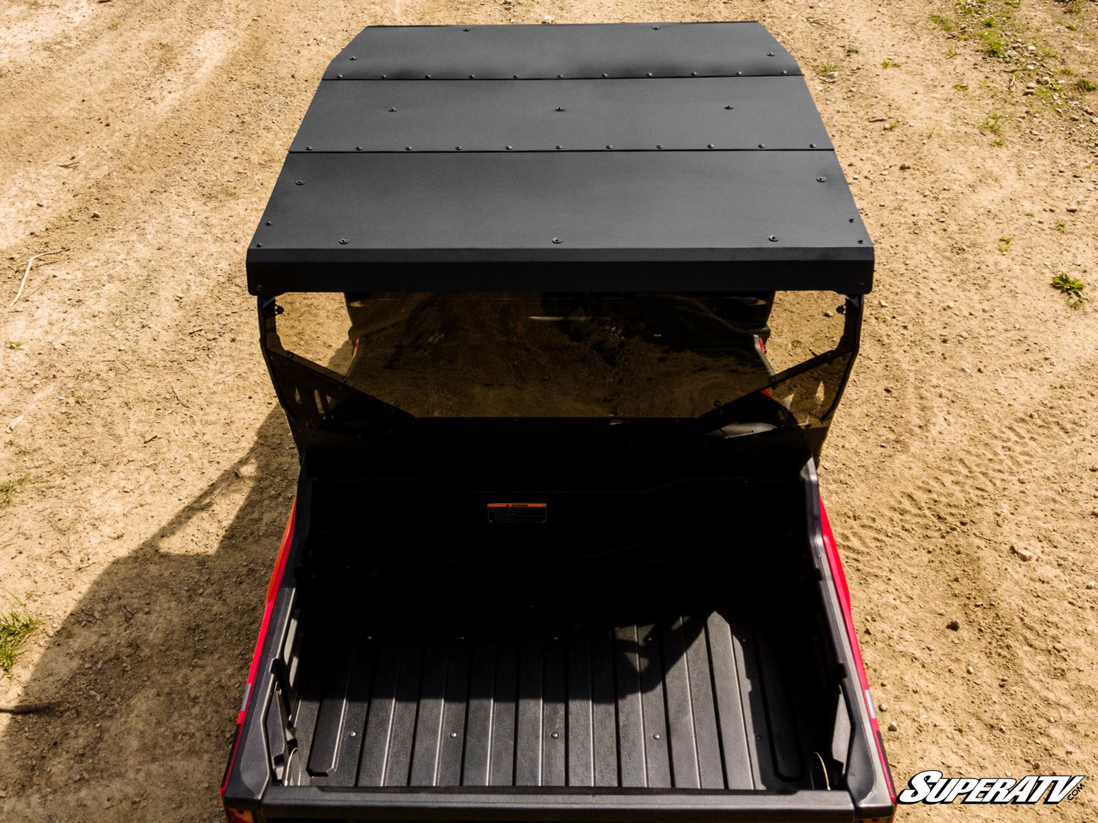 https://media.superatv.com/media/catalog/product/h/o/honda-pioneer-1000-6-aluminum-roof_02.jpg?optimize=high&fit=bounds&height=&width=3840&quality=85&auto=webp&format=pjpg