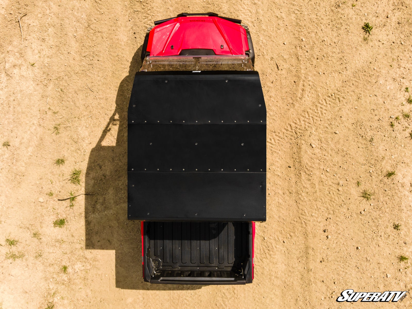 https://media.superatv.com/media/catalog/product/h/o/honda-pioneer-1000-6-aluminum-roof_07.jpg?optimize=high&fit=bounds&height=&width=3840&quality=85&auto=webp&format=pjpg