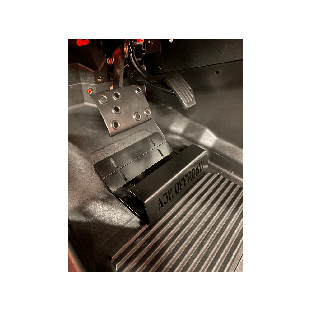 https://cdn.shopify.com/s/files/1/0682/5603/9143/products/honda-talon-foot-rest6_fb41da1b-8451-43fd-bfcf-b809c37234ee.png?v=1710122292