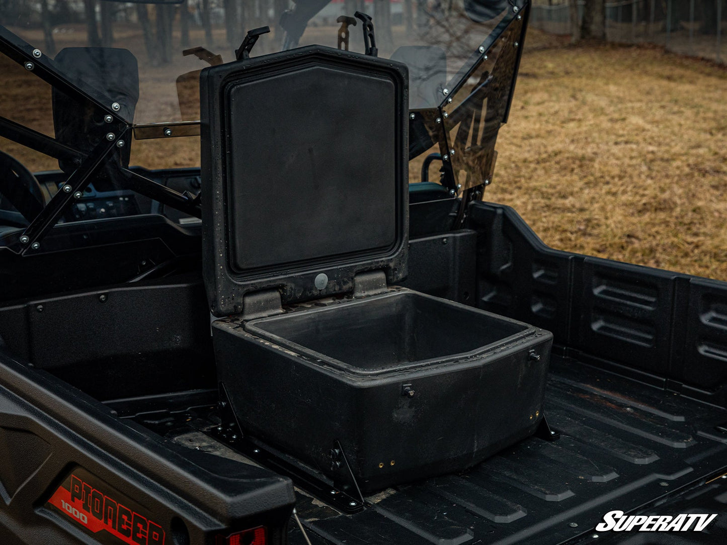 https://media.superatv.com/media/catalog/product/h/o/honda_pioneer_1000_rear_cargo_box_4.jpg?optimize=high&fit=bounds&height=&width=3840&quality=85&auto=webp&format=pjpg