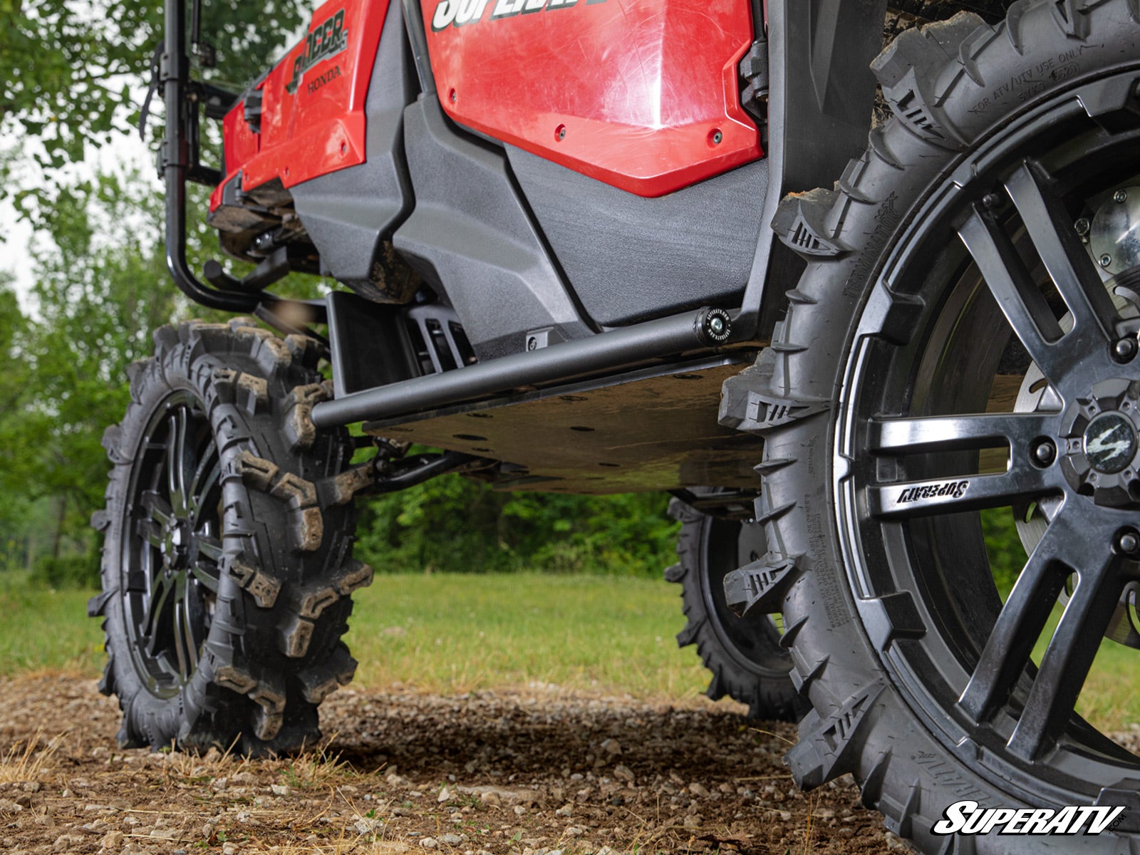 https://media.superatv.com/media/catalog/product/h/o/honda_pioneer_1k_nerf_bars_5.jpg?optimize=high&fit=bounds&height=&width=3840&quality=85&auto=webp&format=pjpg