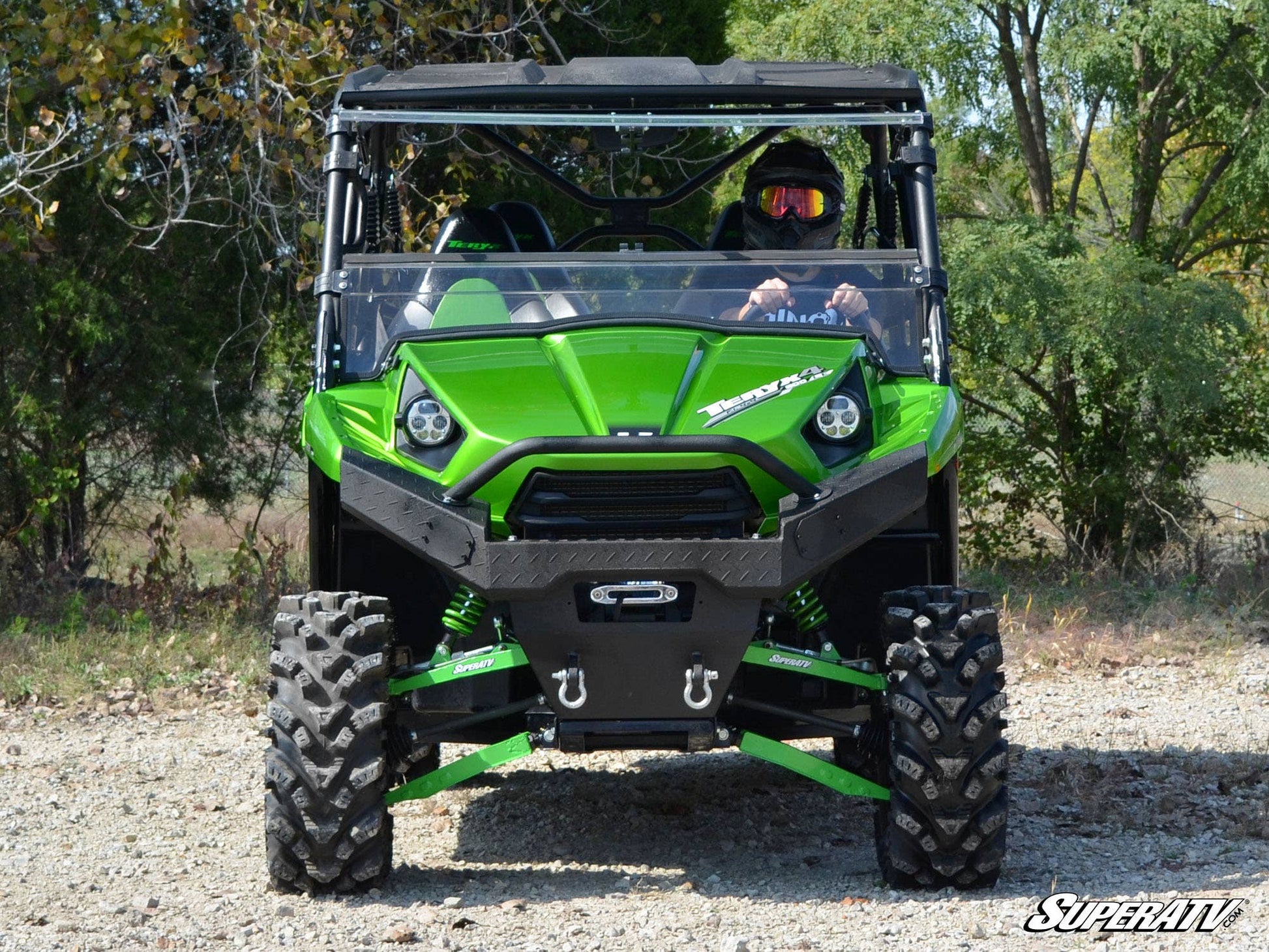https://media.superatv.com/media/catalog/product/k/a/kawasaki-teryx-750-800-scratch-resistant-flip-windshield-02.jpg