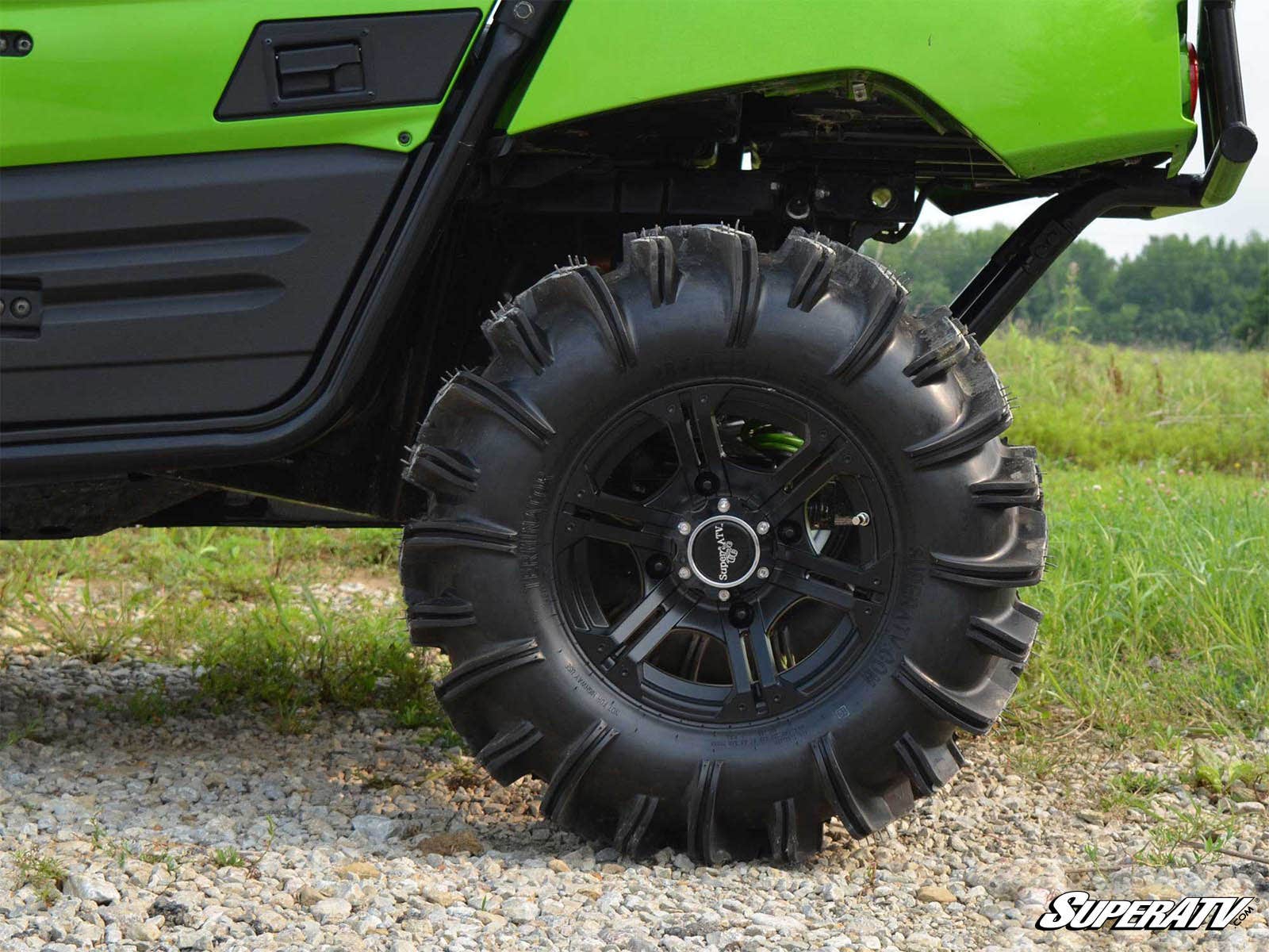 https://media.superatv.com/media/catalog/product/k/a/kawasaki-teryx-teryx-4-high-clearance-rear-offset-rear-a-arms-05_2.jpg