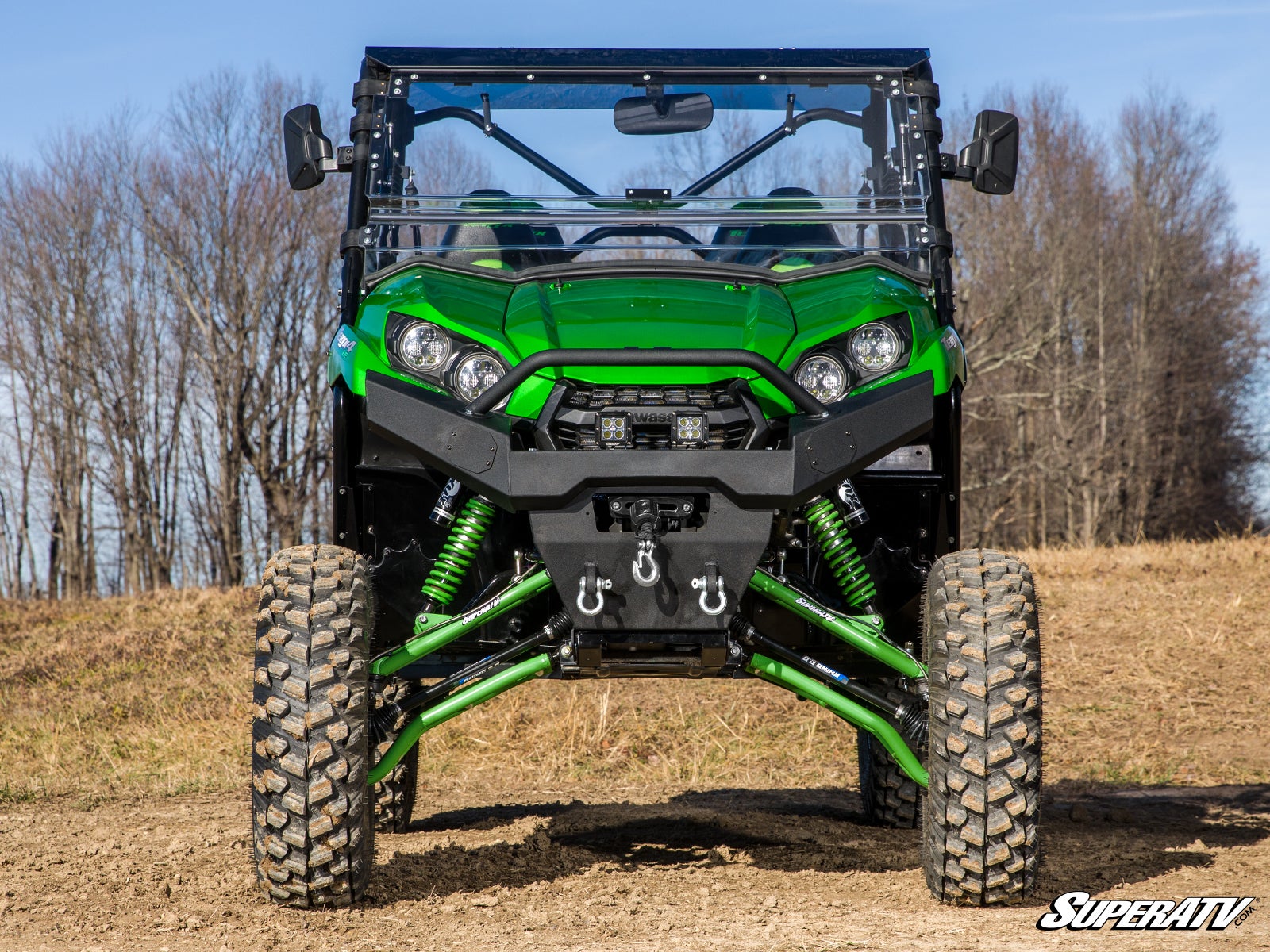 https://media.superatv.com/media/catalog/product/k/a/kawasaki-teryx4-6-lift-kit-green_05_1.jpg?optimize=high&fit=bounds&height=&width=3840&quality=85&auto=webp&format=pjpg