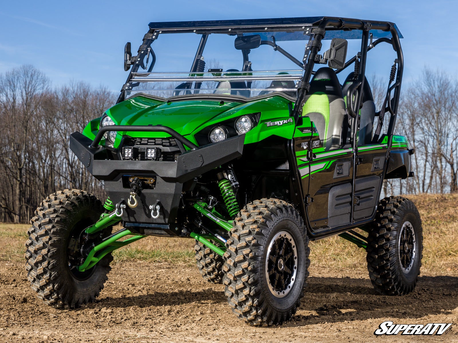 https://media.superatv.com/media/catalog/product/k/a/kawasaki-teryx4-6-lift-kit-green_06_1.jpg?optimize=high&fit=bounds&height=&width=3840&quality=85&auto=webp&format=pjpg