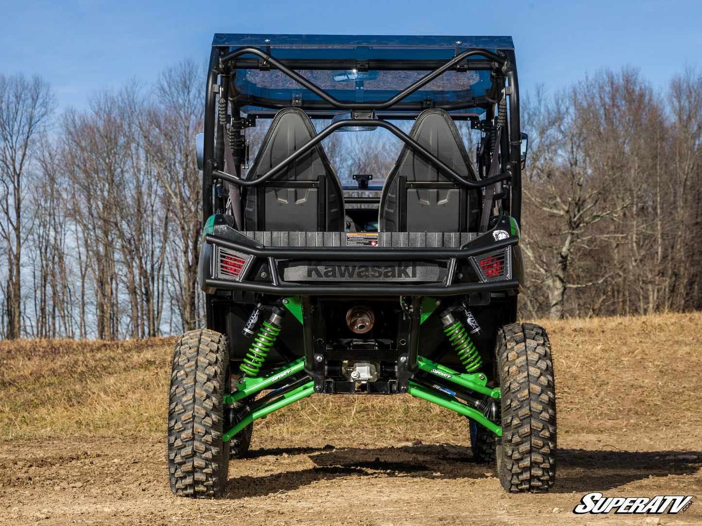 https://media.superatv.com/media/catalog/product/k/a/kawasaki-teryx4-6-lift-kit-green_08_1.jpg?optimize=high&fit=bounds&height=&width=3840&quality=85&auto=webp&format=pjpg