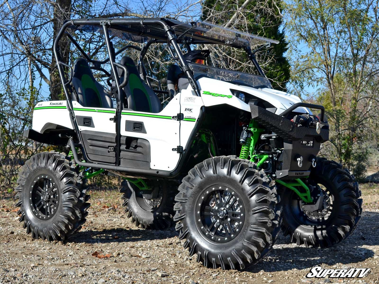 https://media.superatv.com/media/catalog/product/k/a/kawasaki-teryx4-nerf-bar-5_1.jpg?optimize=high&fit=bounds&height=&width=3840&quality=85&auto=webp&format=pjpg
