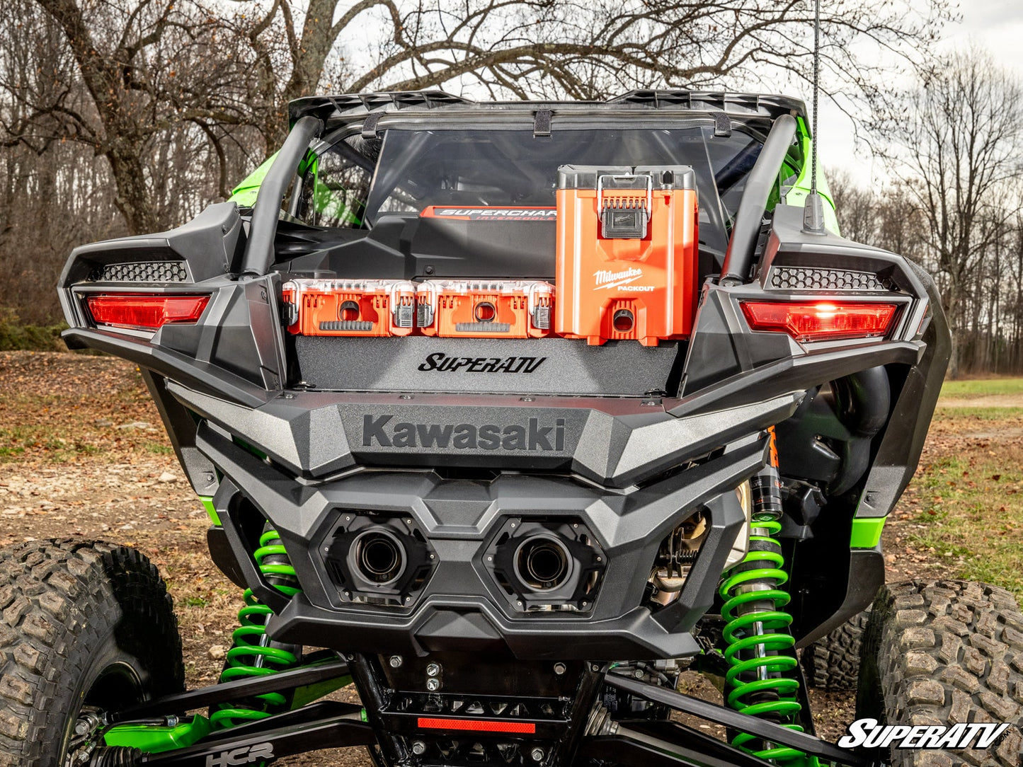 https://media.superatv.com/media/catalog/product/k/a/kawasaki_h2_milwaukee_packout_mount_03.jpg?optimize=high&fit=bounds&height=&width=3840&quality=85&auto=webp&format=pjpg