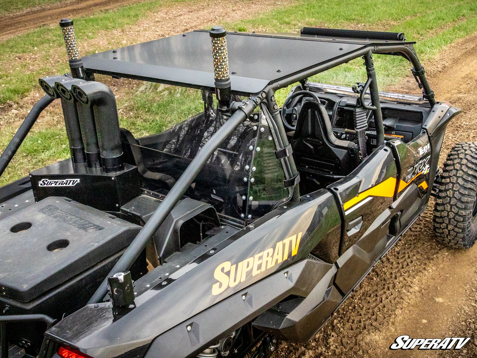 https://media.superatv.com/media/catalog/product/k/a/kawasaki_teryx_krx4_aluminum_roof_06a.jpg