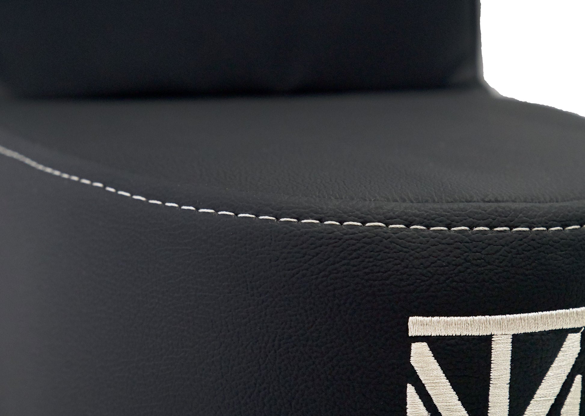 https://cdn.shopify.com/s/files/1/0366/5541/files/krxbumpseatdetailphoto.jpg?v=1721756600