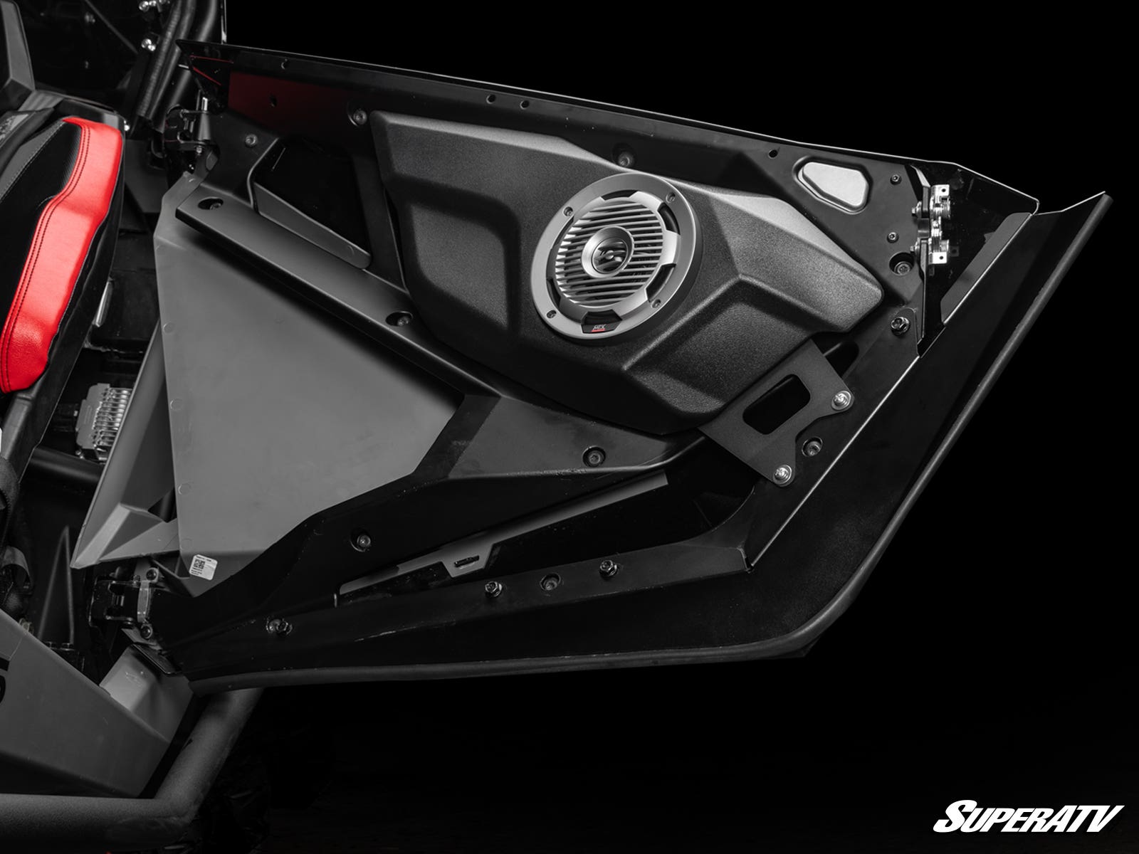 https://media.superatv.com/media/catalog/product/p/o/polaris-pro-xp-door-speaker-pod_05.jpg?optimize=high&fit=bounds&height=&width=3840