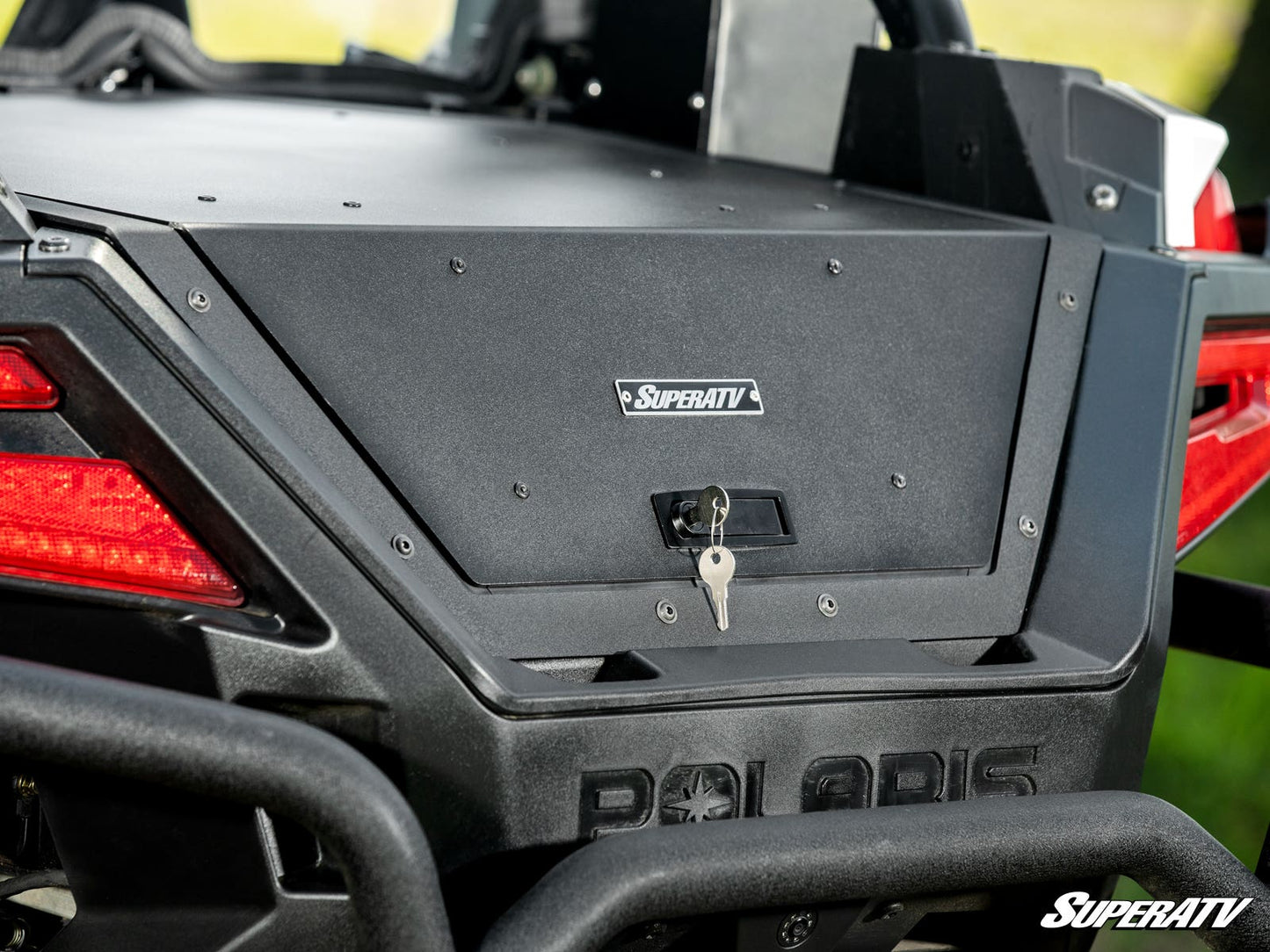 https://media.superatv.com/media/catalog/product/p/o/polaris-pro-xp-trunk-enclosure_05_1.jpg