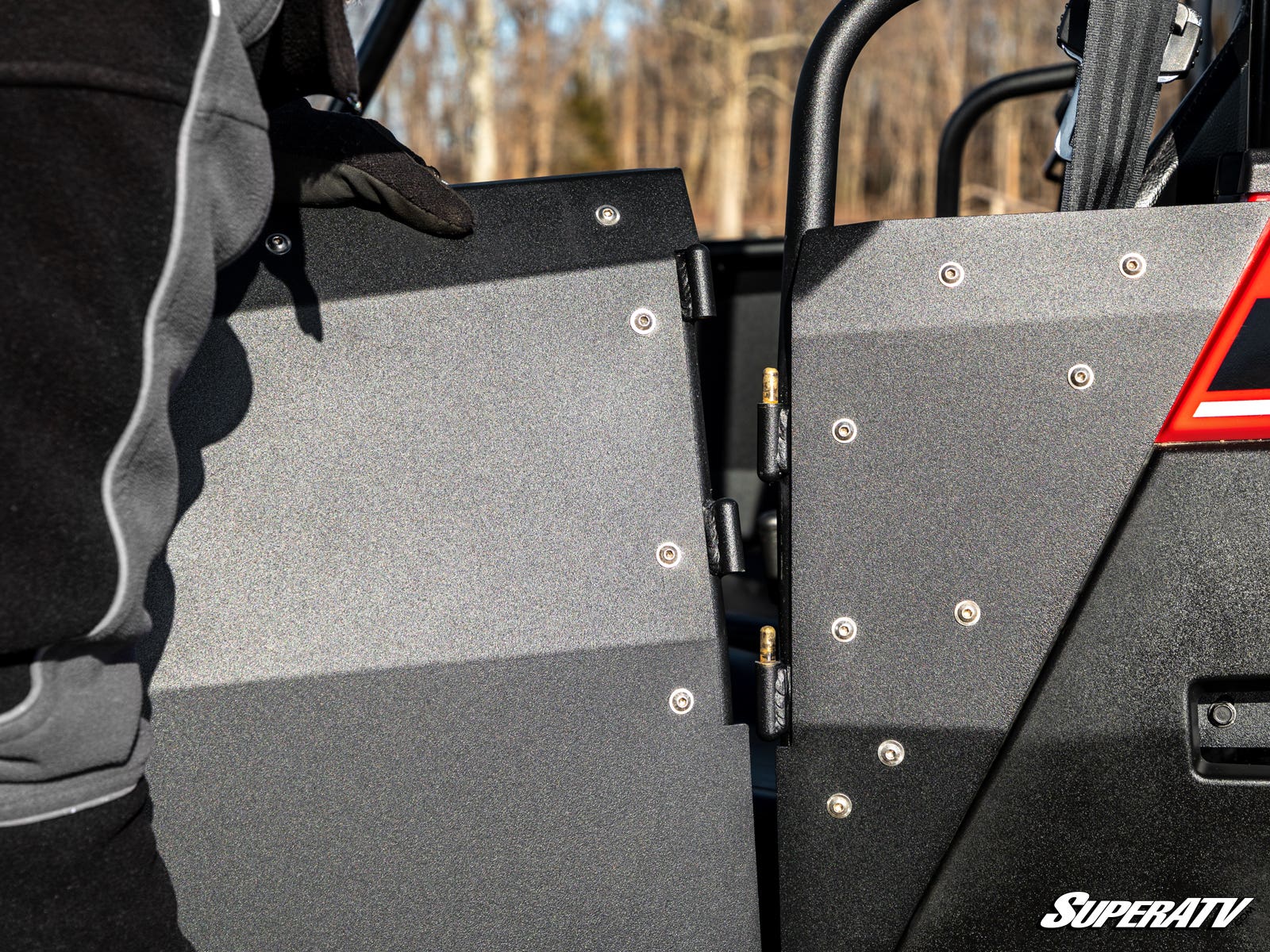 https://media.superatv.com/media/catalog/product/p/o/polaris-ranger-150_aluminum-door_05.jpg