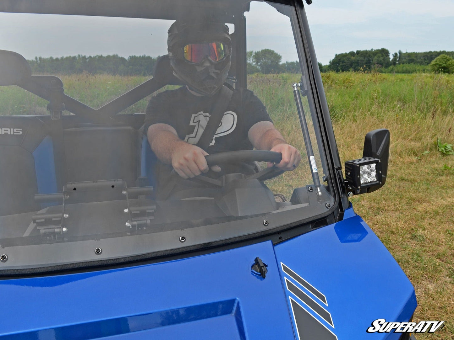 https://media.superatv.com/media/catalog/product/p/o/polaris-ranger-570-900-scratch-resistant-flip-windshield-06_11.jpg?optimize=high&fit=bounds&height=&width=3840&quality=85&auto=webp&format=pjpg