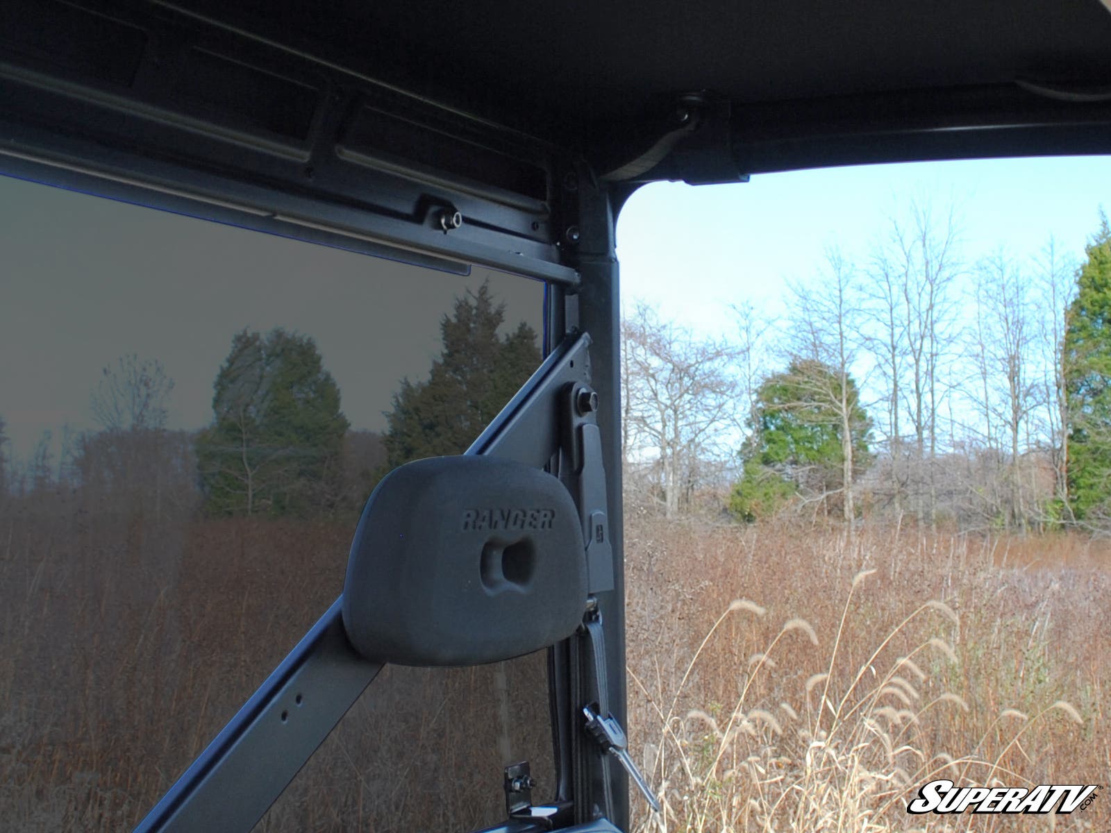 https://media.superatv.com/media/catalog/product/p/o/polaris-ranger-fullsize-570-900-dark-tint-rear-windshield-5_2.jpg