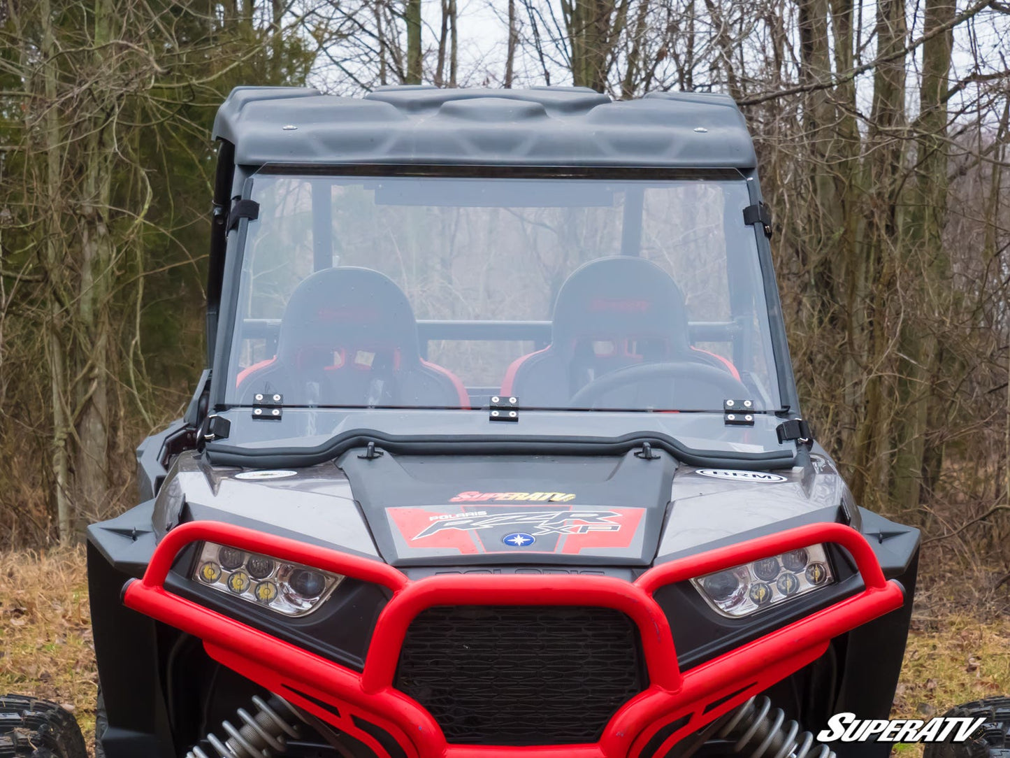 https://media.superatv.com/media/catalog/product/p/o/polaris-rzr-1000-flip-down-windshield-02_1_4_1.jpg