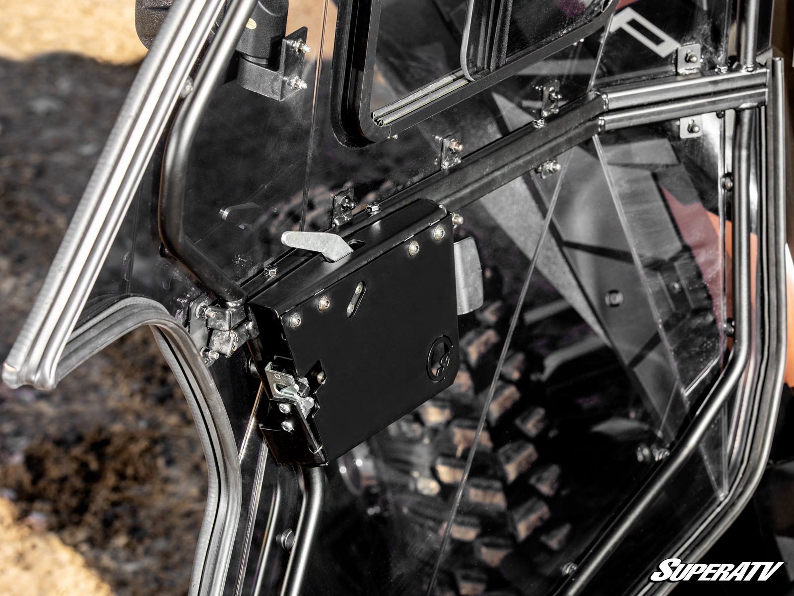 https://media.superatv.com/media/catalog/product/p/o/polaris-rzr-1000-full-poly-door-with-slider_06_1_1_1_1.jpg