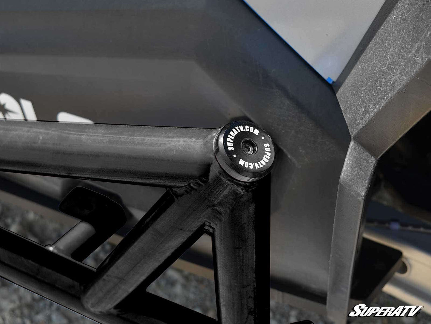 https://media.superatv.com/media/catalog/product/p/o/polaris-rzr-1000-nerf-bar-07b_3_1.jpg