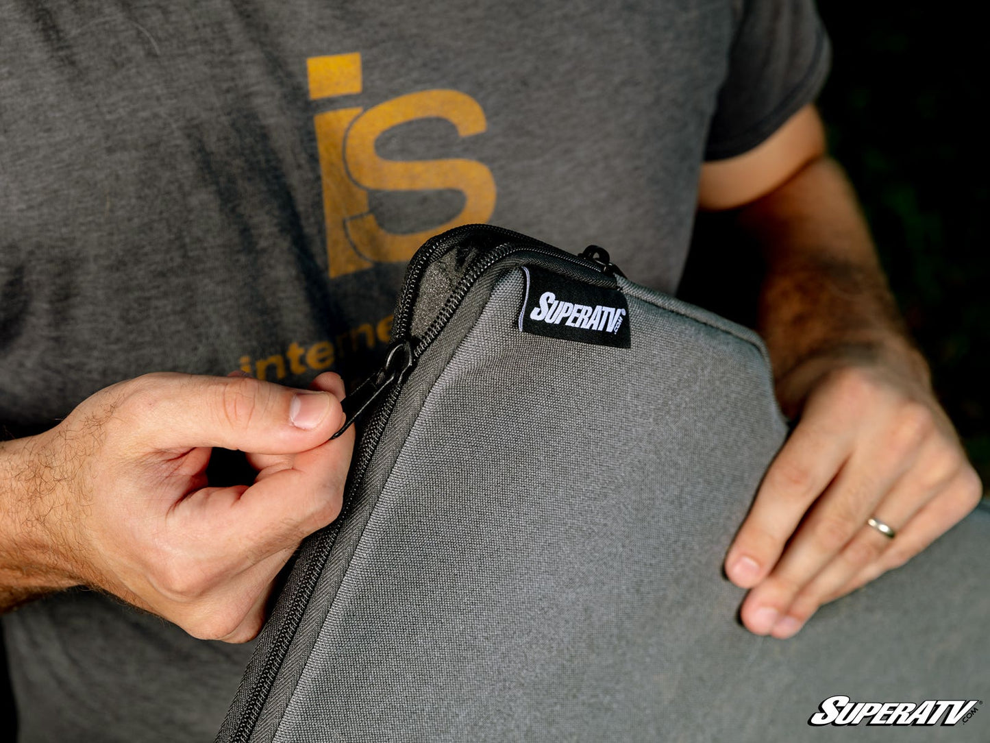 https://media.superatv.com/media/catalog/product/p/o/polaris-rzr-1k-fabric-heat-mat_09.jpg