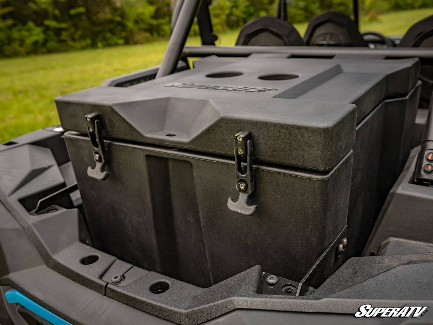 https://media.superatv.com/media/catalog/product/p/o/polaris-rzr-1k-large-insulated-cargo-box-14_1_3.jpg