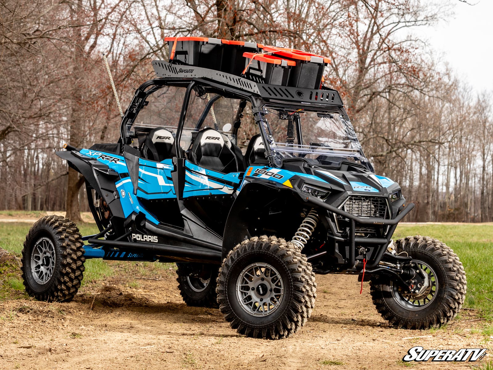 https://media.superatv.com/media/catalog/product/p/o/polaris-rzr-4-xp-1000-roof-rack-extruded-aluminum_04.jpg?optimize=high&fit=bounds&height=&width=