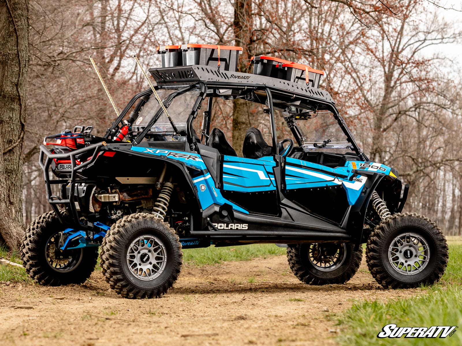 https://media.superatv.com/media/catalog/product/p/o/polaris-rzr-4-xp-1000-roof-rack-extruded-aluminum_07_1_1.jpg