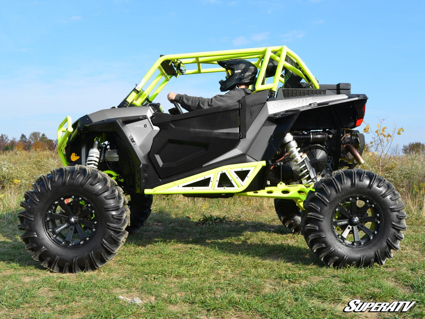 https://media.superatv.com/media/catalog/product/p/o/polaris-rzr-900-1000-door-side-panels-02_7.jpg?optimize=high&fit=bounds&height=&width=3840&quality=85&auto=webp&format=pjpg