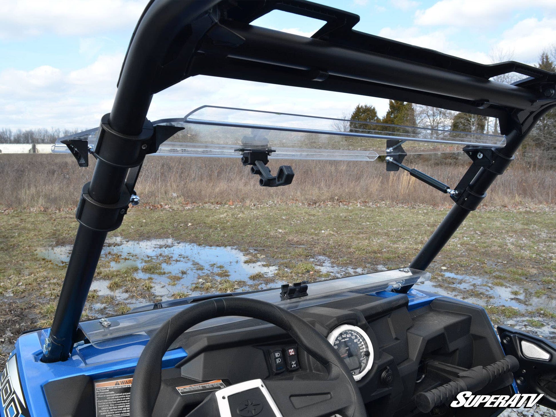 https://media.superatv.com/media/catalog/product/p/o/polaris-rzr-900-1000-scratch-resistant-flip-windshield-06_2_1.jpg