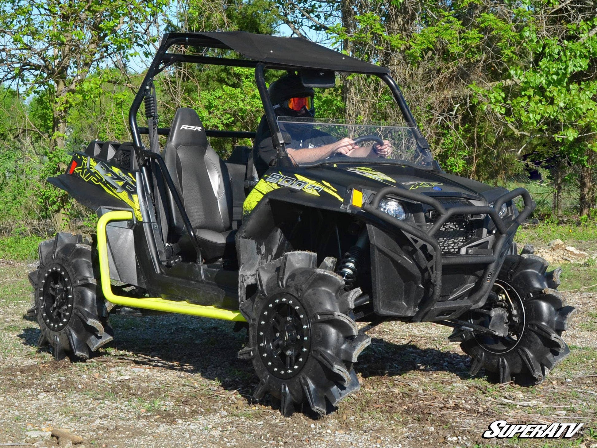 https://media.superatv.com/media/catalog/product/p/o/polaris-rzr-half-windshield-03.jpg