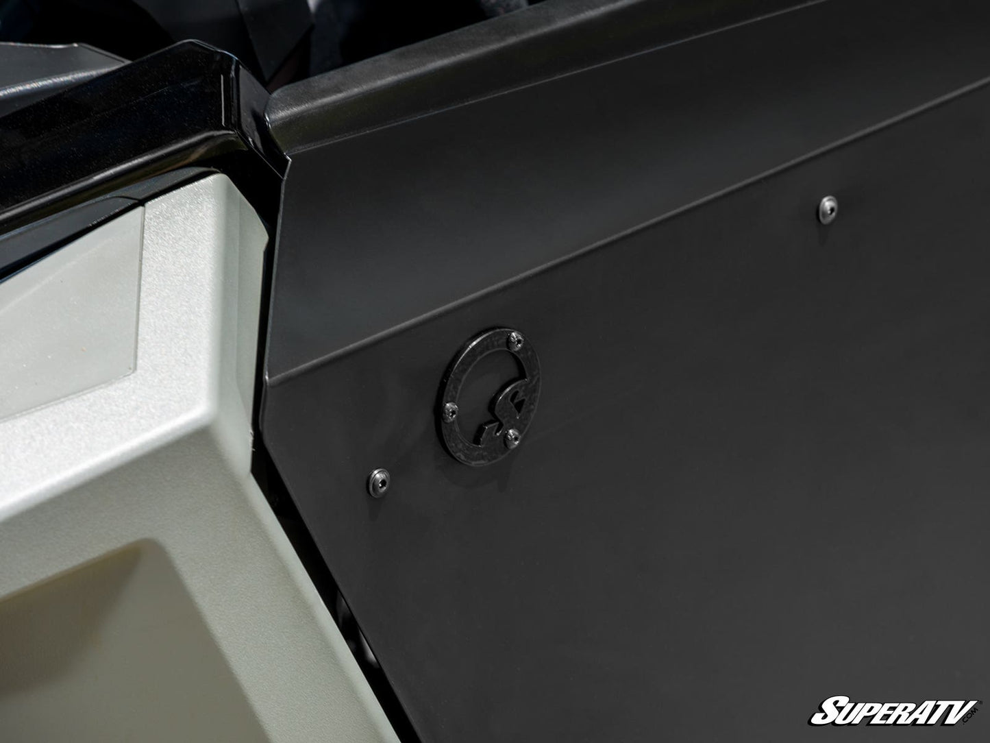 https://media.superatv.com/media/catalog/product/p/o/polaris-rzr-pro-r-4-aluminum-half-door_05_1_1.jpg