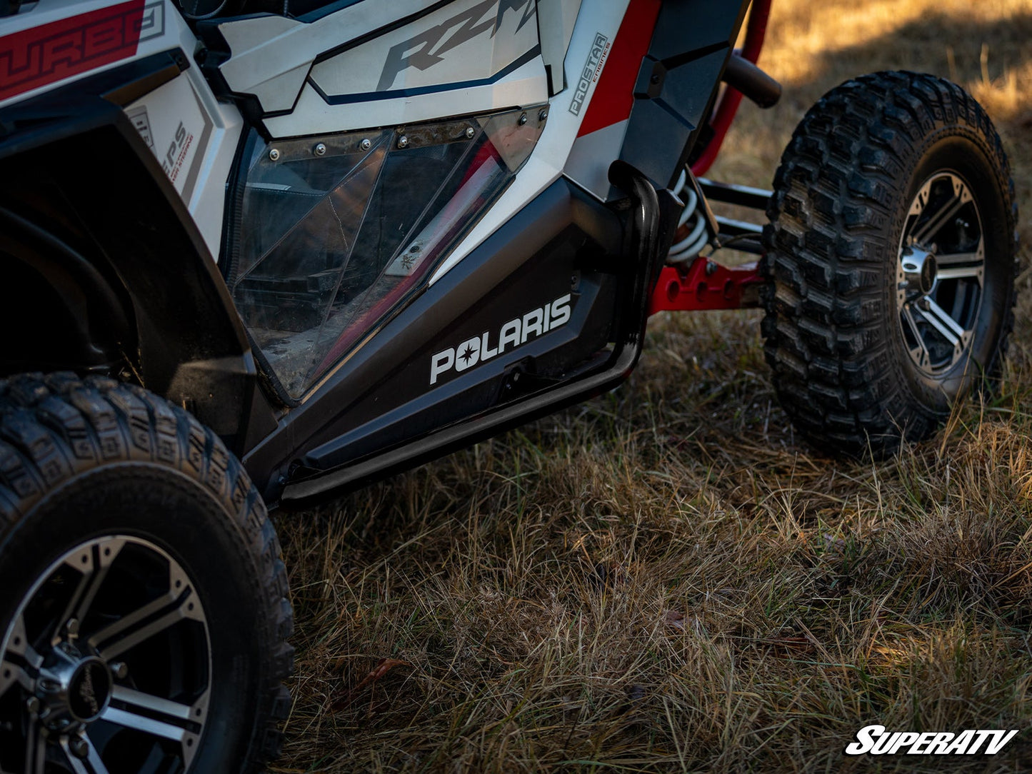 https://media.superatv.com/media/catalog/product/p/o/polaris-rzr-turbo-heavy-duty-nerf-bars-3b_3.jpg?optimize=high&fit=bounds&height=&width=3840&quality=85&auto=webp&format=pjpg