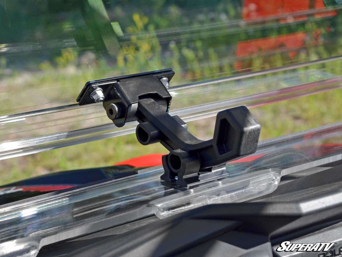 https://media.superatv.com/media/catalog/product/p/o/polaris-rzr-xp-4-turbo-flip-windshield-7_1_2.jpg