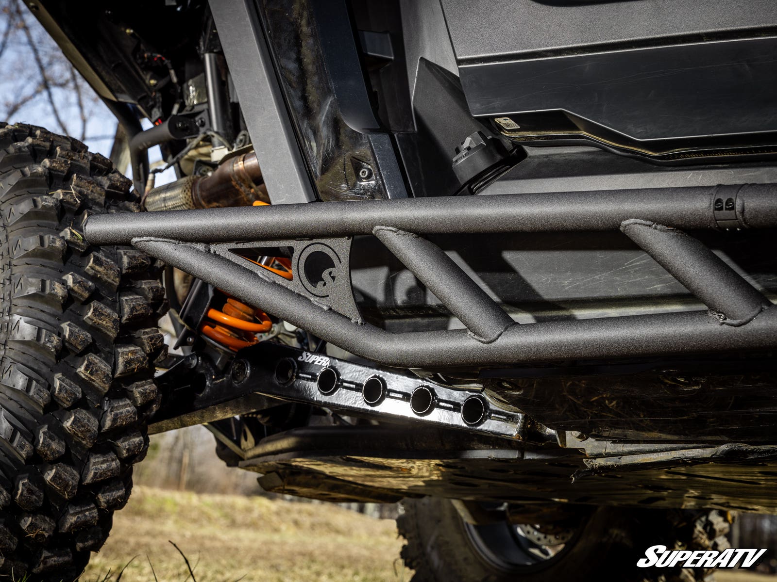 https://media.superatv.com/media/catalog/product/p/o/polaris-rzr-xp4-nerf-bar-tree-kicker_07.jpg