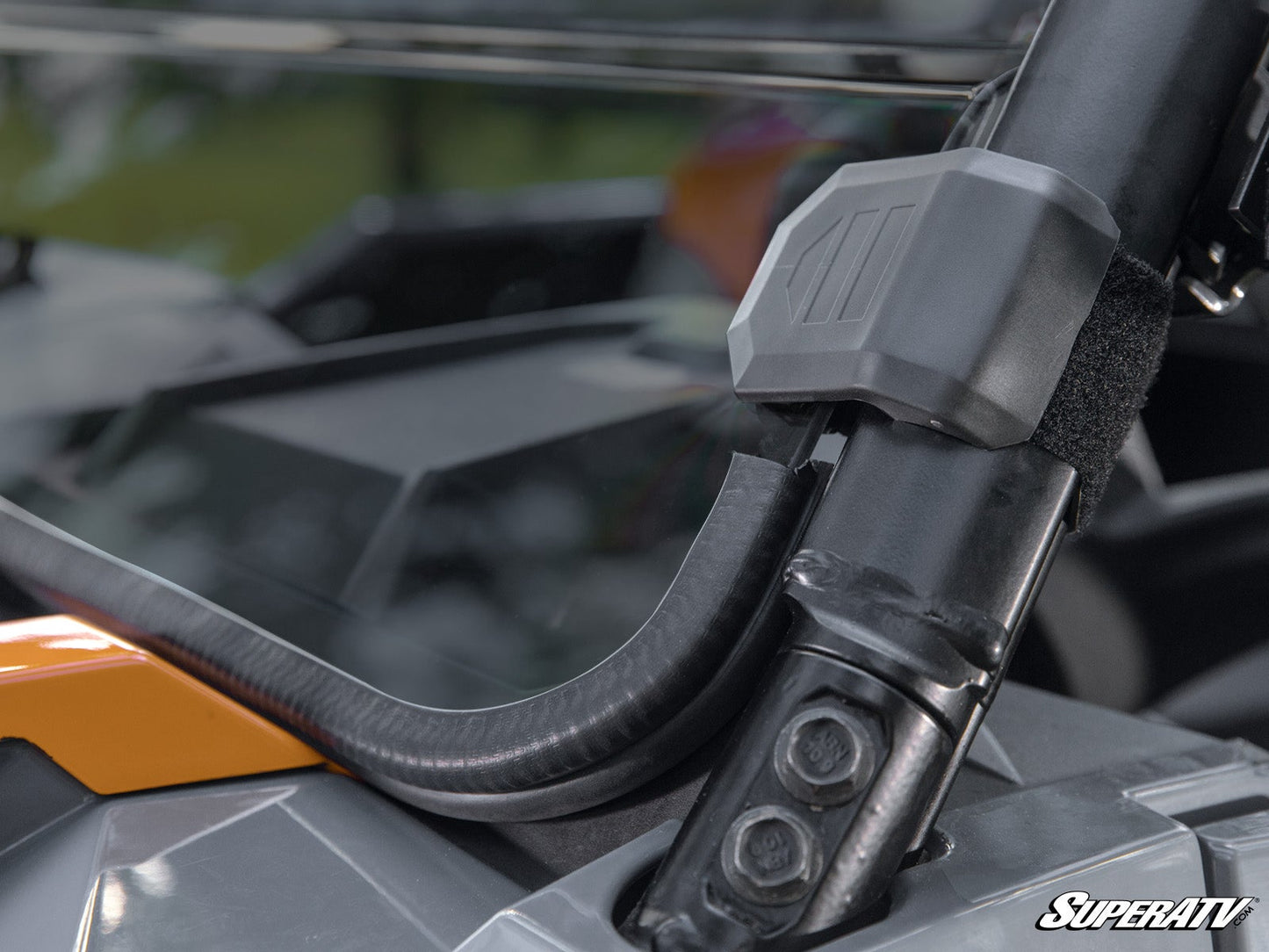 https://media.superatv.com/media/catalog/product/p/o/polaris_general_1k_half_windshield_dark_tint_4_1.jpg?optimize=high&fit=bounds&height=&width=3840&quality=85&auto=webp&format=pjpg