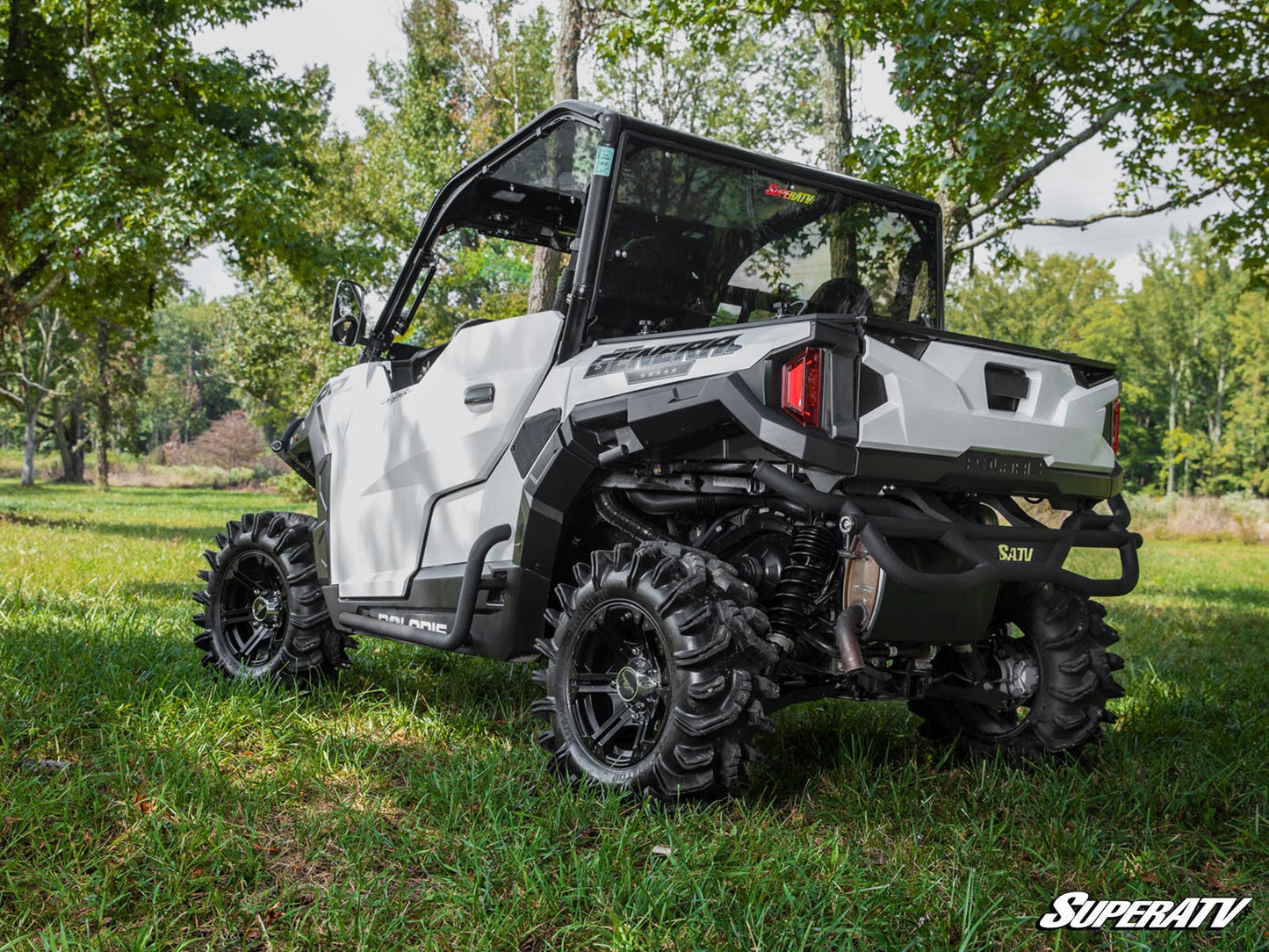 https://media.superatv.com/media/catalog/product/p/o/polaris_general_nerf_bars_wrinkle_black_3_1.jpg