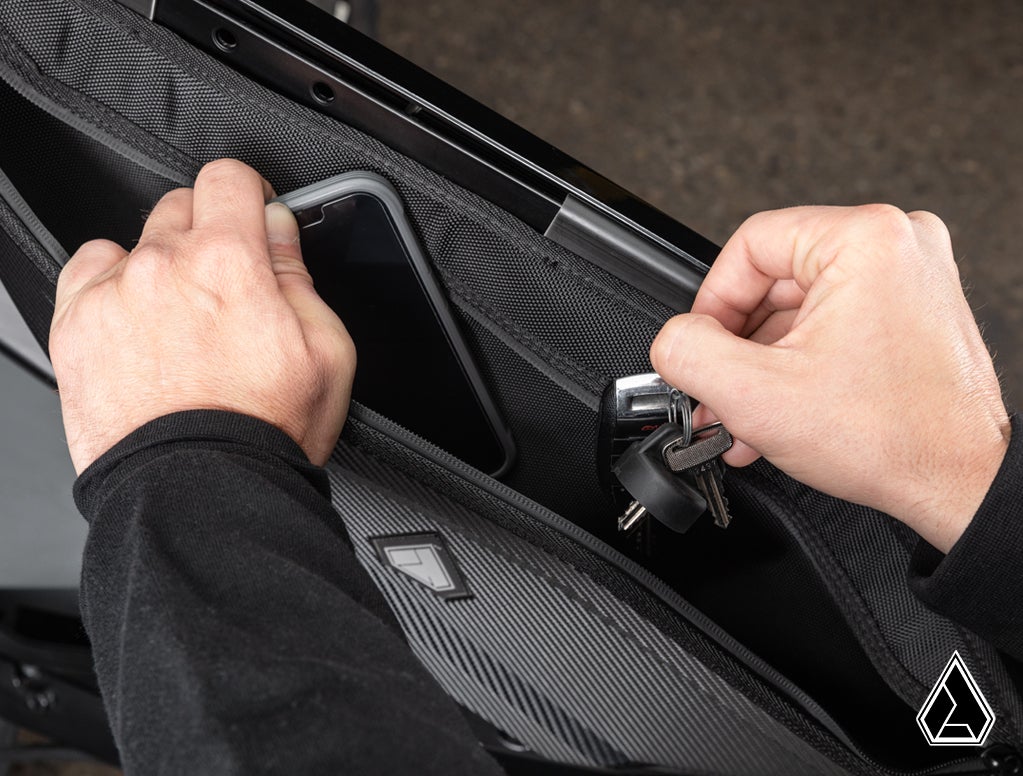 https://media.superatv.com/media/catalog/product/p/o/polaris_proxp_door_bag_turbor_5_1.jpg?optimize=high&fit=bounds&height=&width=3840&quality=85&auto=webp&format=pjpg