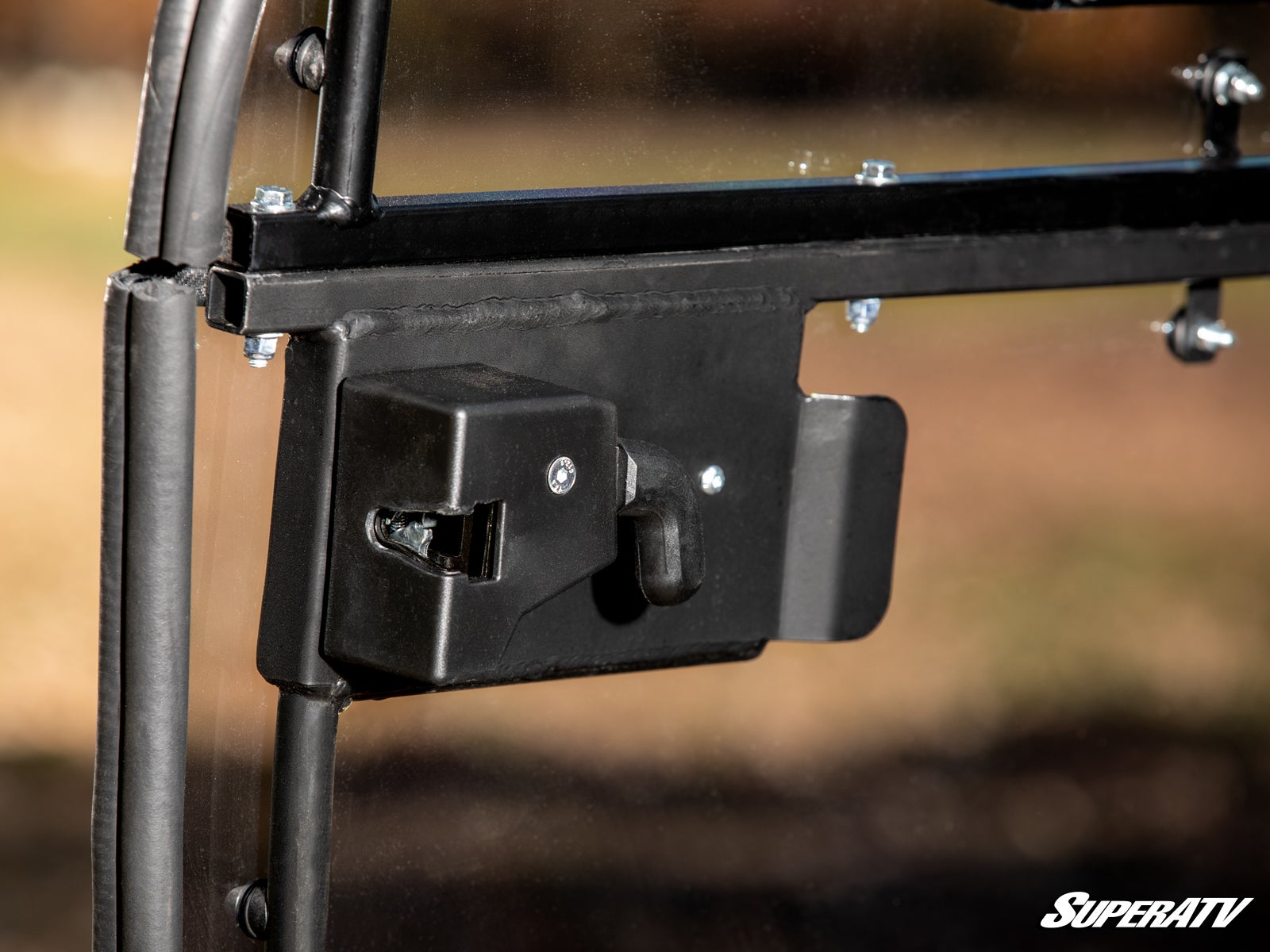 https://media.superatv.com/media/catalog/product/p/o/polaris_ranger_1000_full_doors_07.jpg?optimize=high&fit=bounds&height=&width=3840&quality=85&auto=webp&format=pjpg