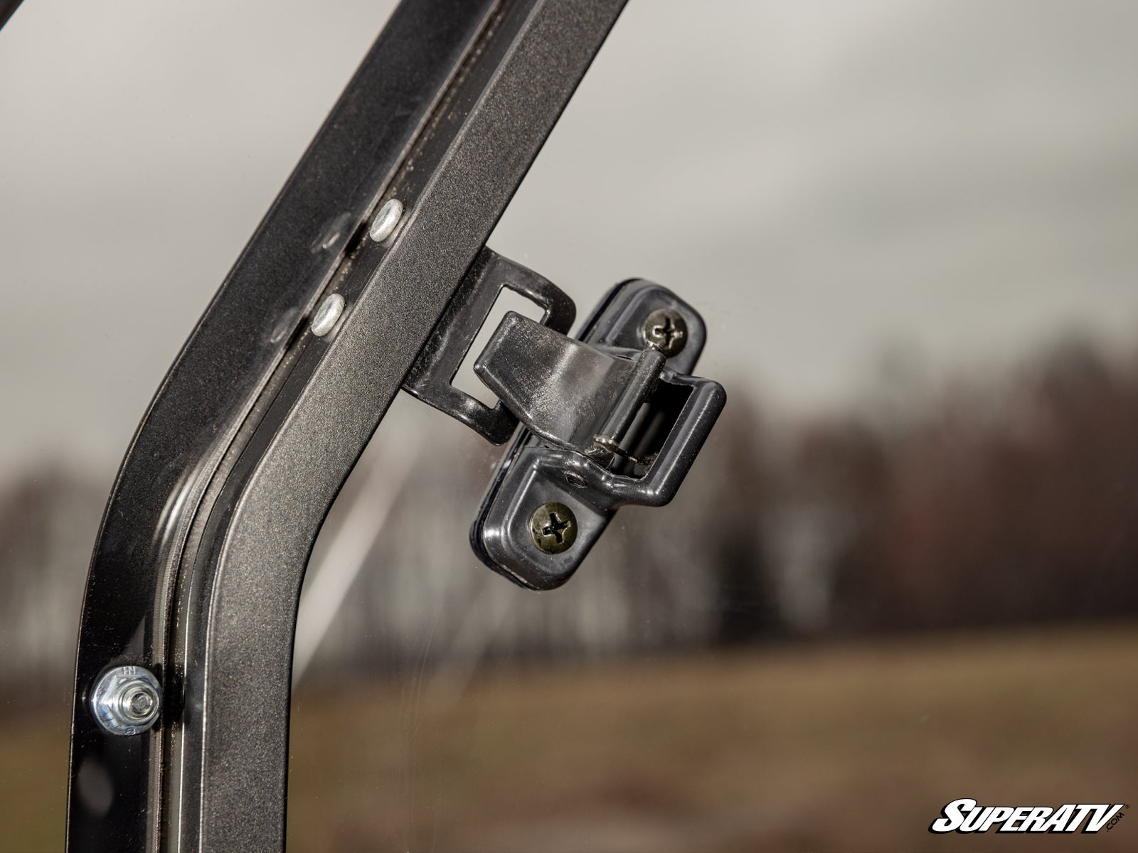 https://media.superatv.com/media/catalog/product/p/o/polaris_ranger_1k_crew_full_convertible_polycarbinate_doors_lighttint_10.jpg?optimize=high&fit=bounds&height=&width=3840&quality=85&auto=webp&format=pjpg